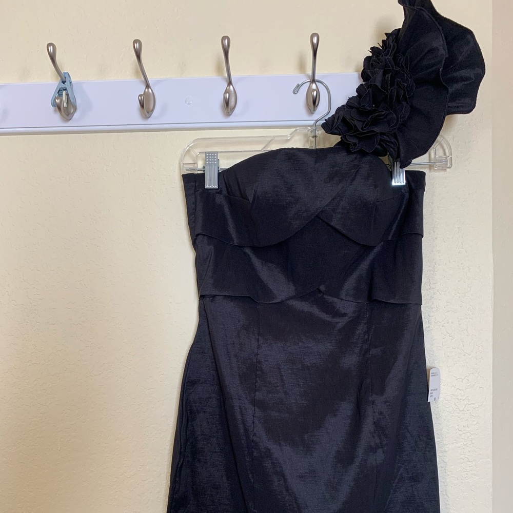 Cocktail dress- Brand New - classic black